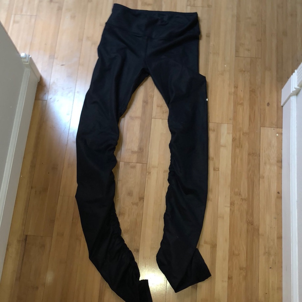 Alo Yoga 🧘‍♀️ leggings